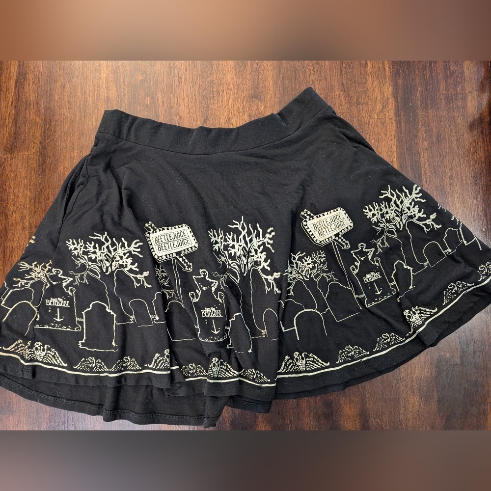 BeetleJuice Graphic A-Line Skirt with Tombstone Print And Pockets